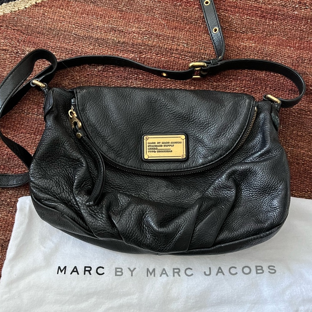 Marc by Marc Jacobs black leather slouchy crossbody bag